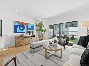 MLS #250039284SD img 0