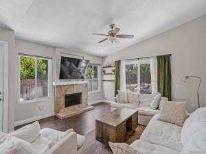 MLS #250039304SD image #0