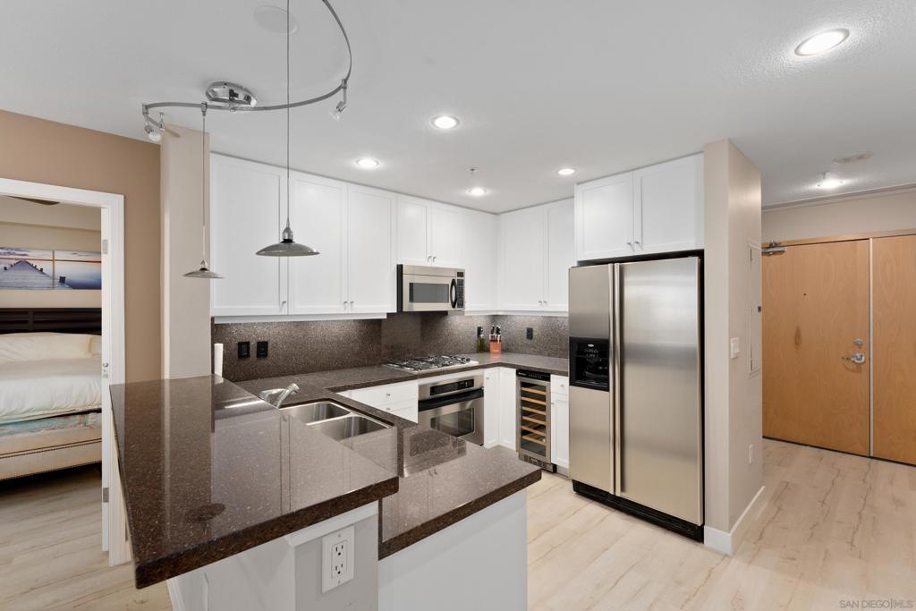 MLS #250039391SD image #0