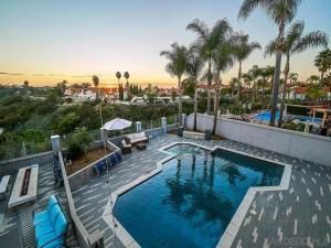 MLS #250039392SD image #0