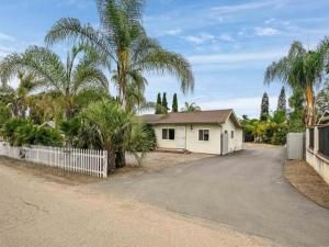 MLS #250039449SD image #0