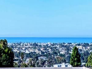 MLS #250039450SD image #0