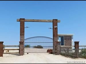 MLS #250039451SD image #0