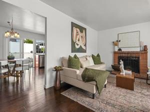 MLS #250039520SD image #0