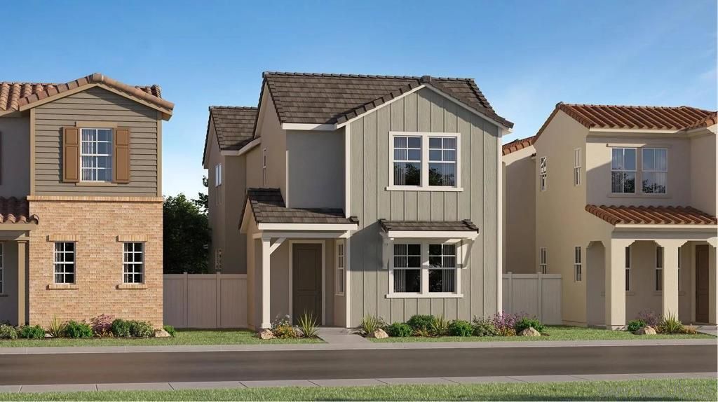 MLS #250039526SD image #0