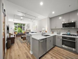 MLS #250039599SD image #0