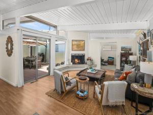 MLS #250033457SD image #0