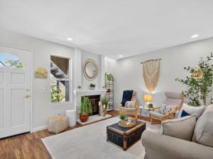 MLS #250039763SD image #0