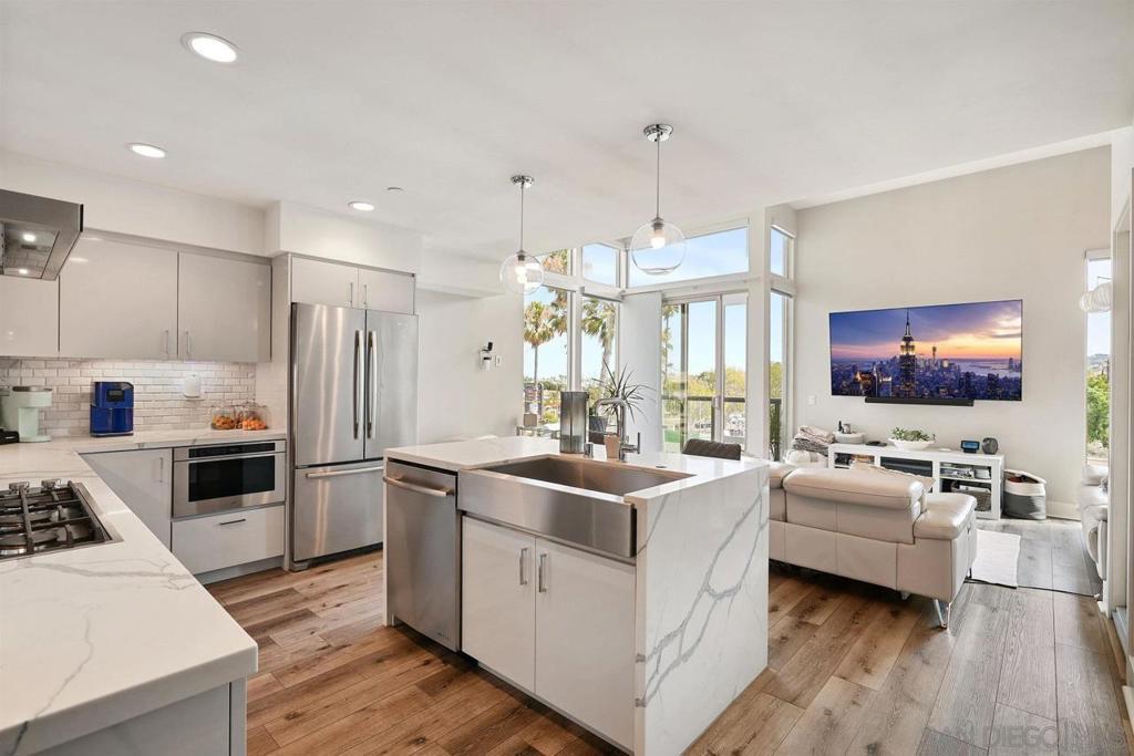 MLS #250039883SD image #0