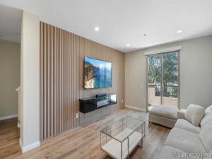 MLS #250040005SD image #0