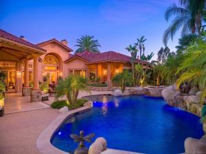 MLS #250040081SD image #0