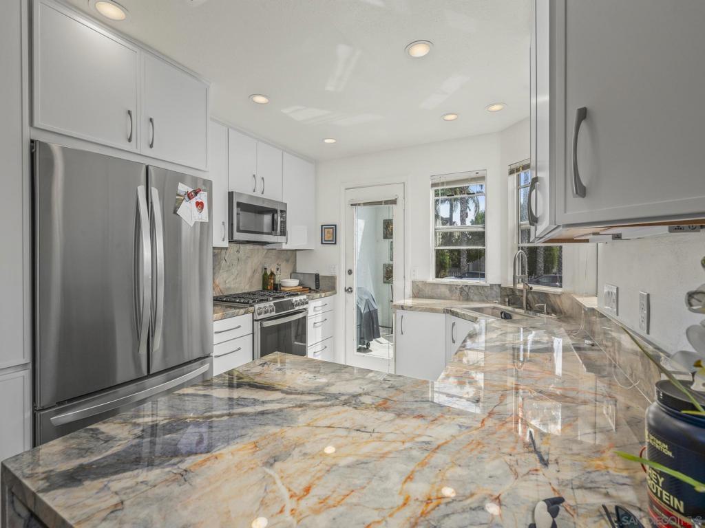 MLS #250040082SD image #0