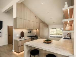 MLS #250040091SD image #0