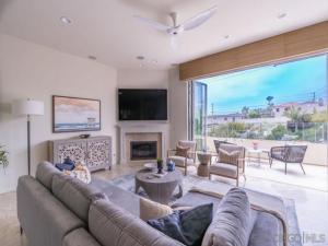 MLS #250040188SD image #0