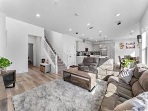 MLS #250040234SD image #0