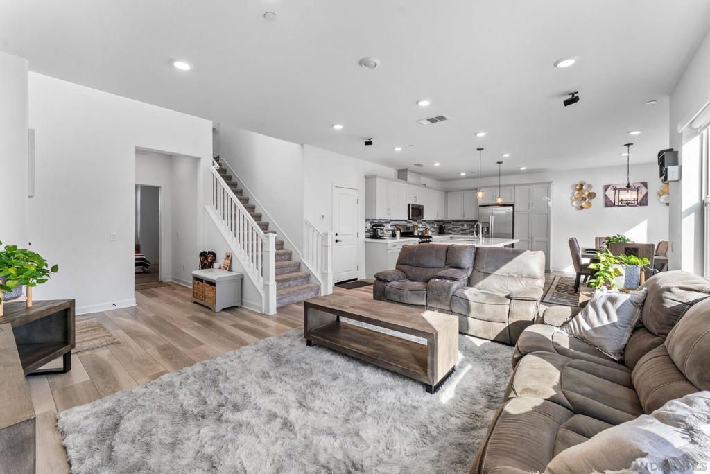 MLS #250040234SD image #0