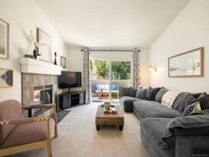 MLS #250040271SD image #0