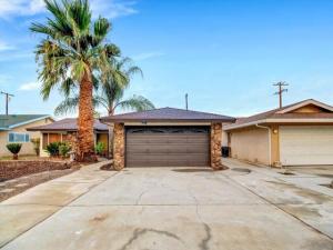 MLS #250040303SD image #0