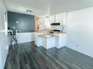 MLS #250040331SD image #0