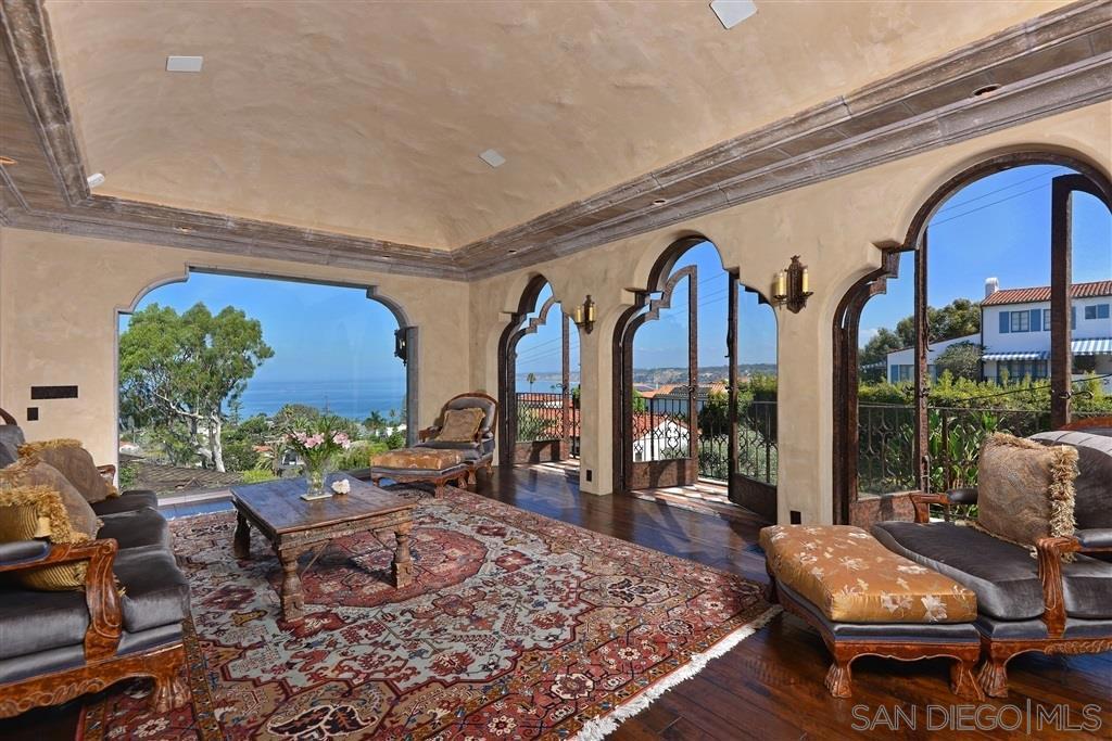 MLS #250040528SD image #0