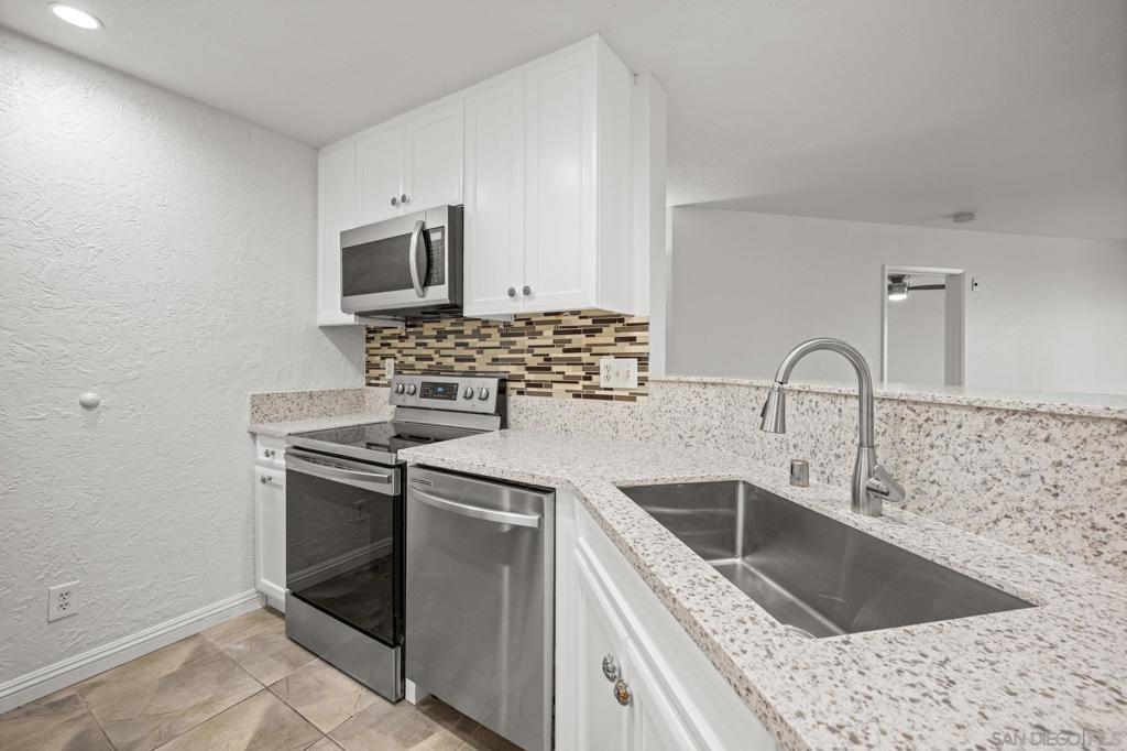 MLS #250040568SD image #0