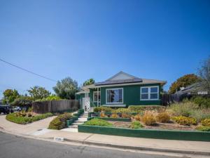 MLS #250040615SD image #0