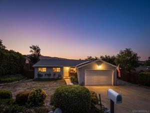 MLS #250040734SD image #0