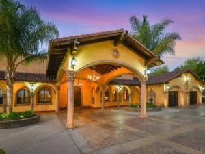 MLS #250040787SD image #0