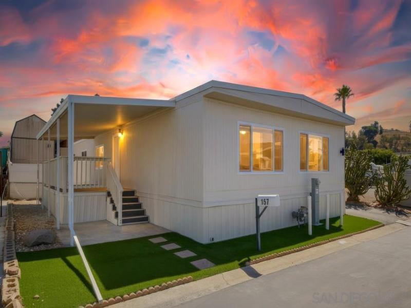 MLS #250040918SD image #0