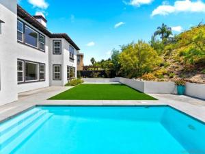 MLS #250040956SD image #0