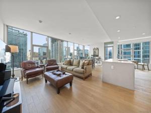 MLS #250041072SD image #0