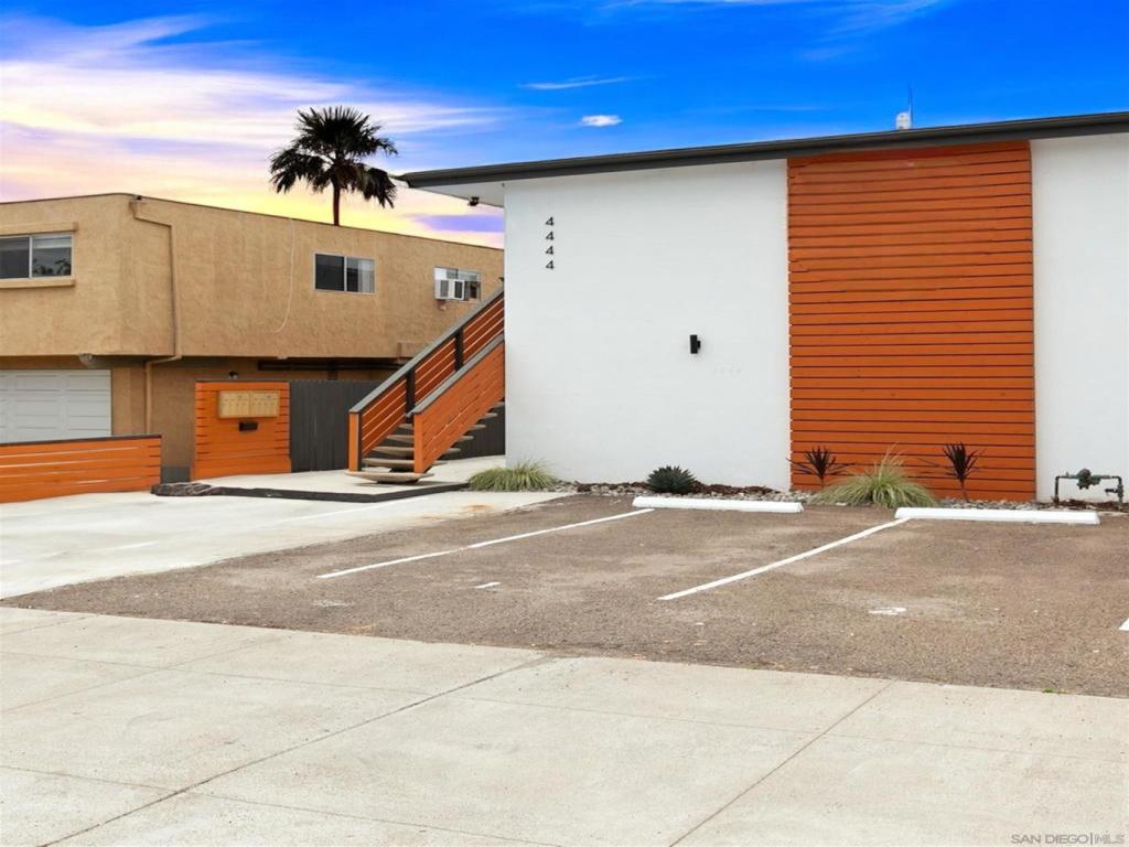 MLS #250041093SD image #0