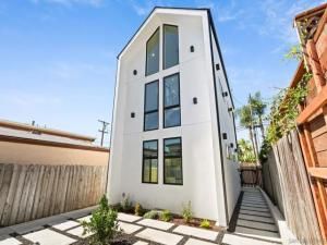 MLS #250041126SD image #0