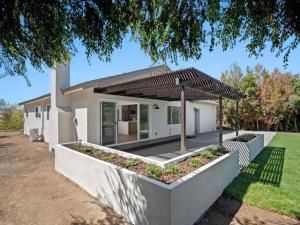 MLS #250041271SD image #0