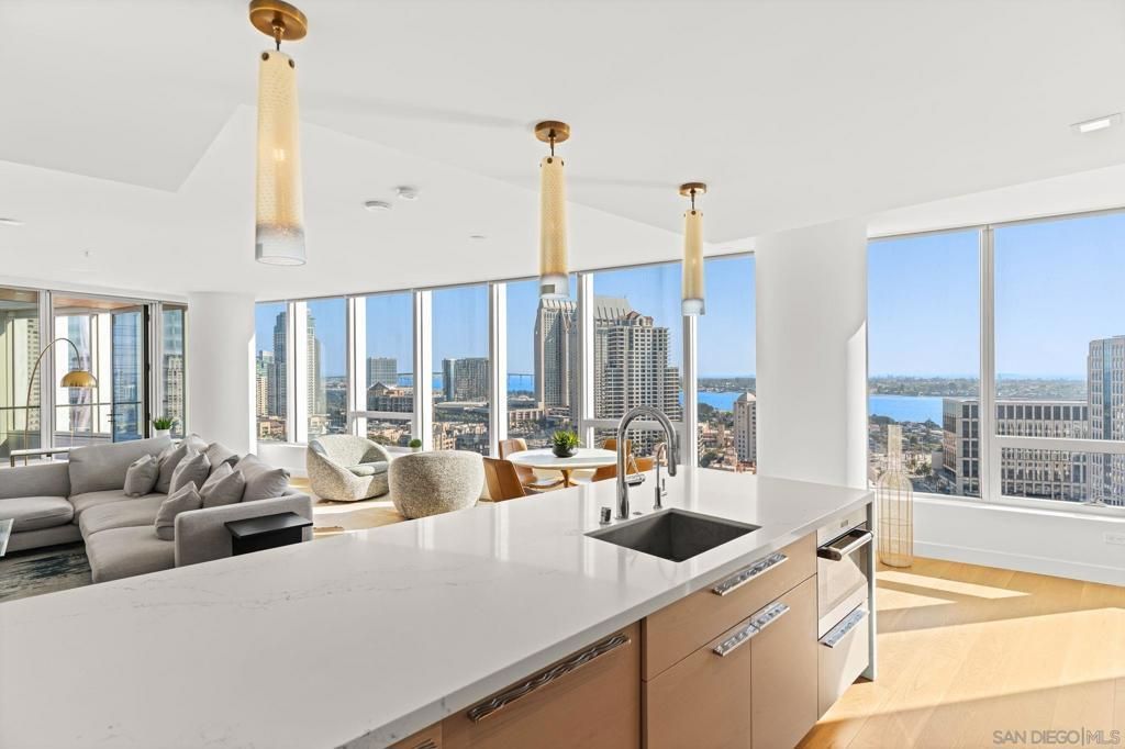 MLS #250041370SD image #0