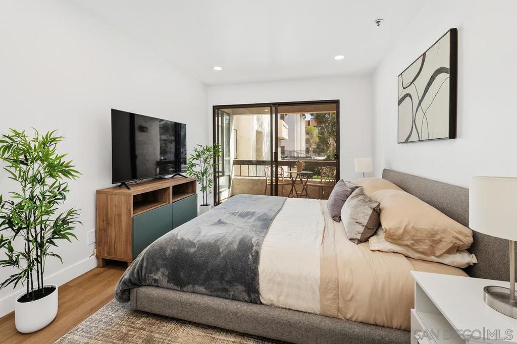 MLS #250041397SD image #0