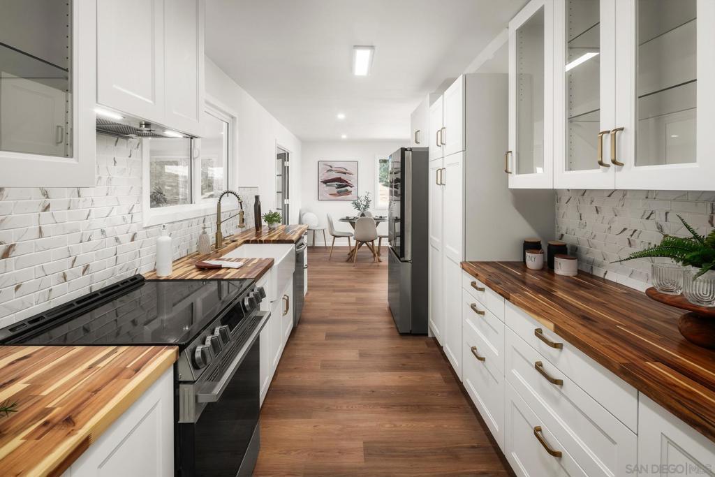 MLS #250041430SD image #0