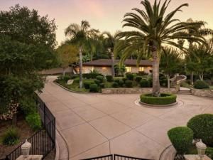 MLS #250041492SD image #0