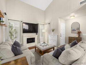 MLS #250041508SD image #0