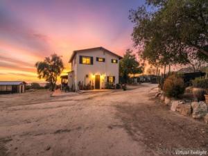 MLS #250041557SD image #0