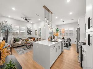 MLS #250041558SD image #0