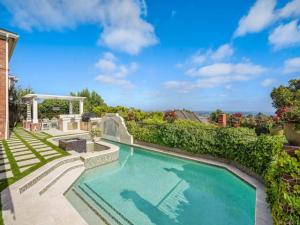 MLS #250041577SD image #0