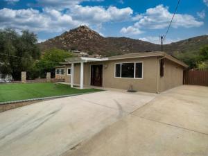 MLS #250041588SD image #0