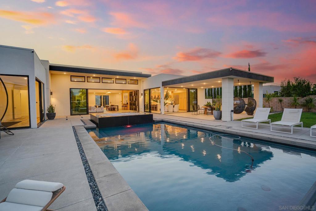 MLS #250041648SD image #0