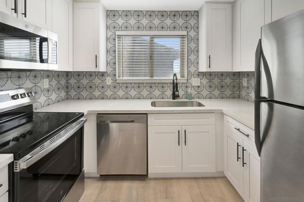 MLS #250041693SD image #0