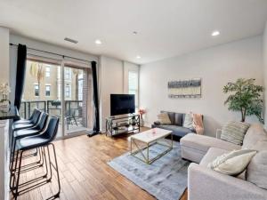 MLS #250041695SD image #0