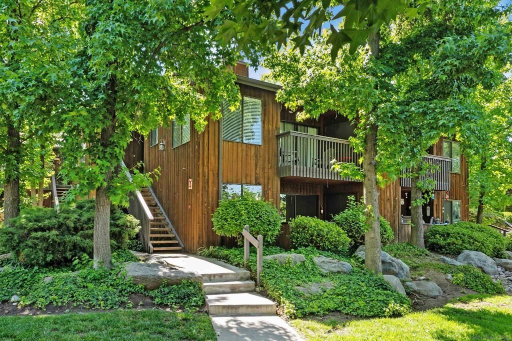 MLS #250041702SD image #0