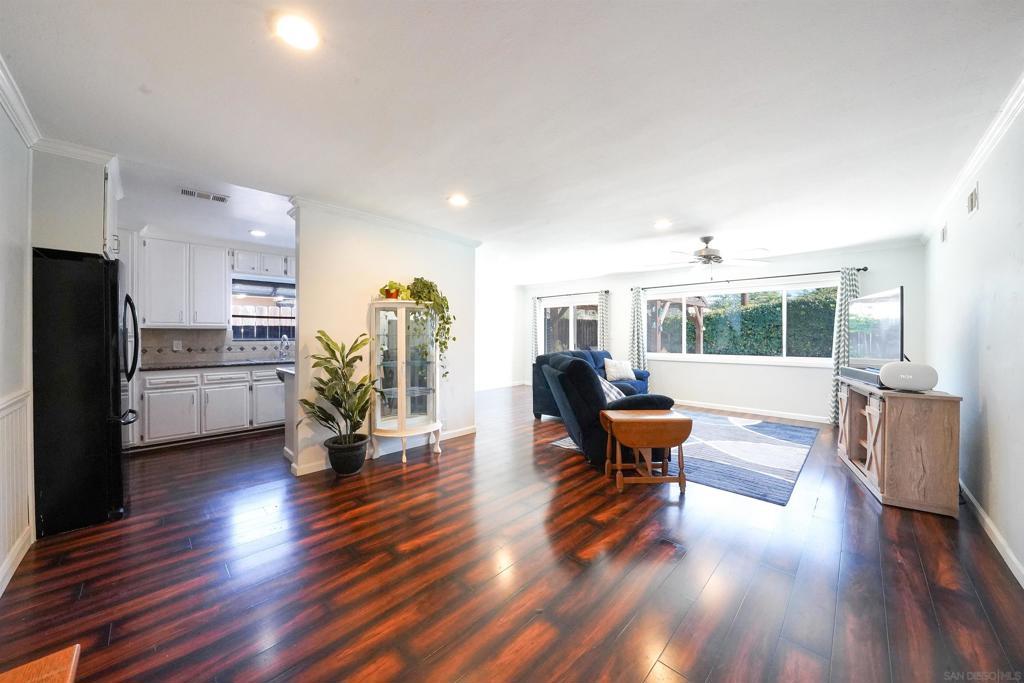 MLS #250041703SD image #0