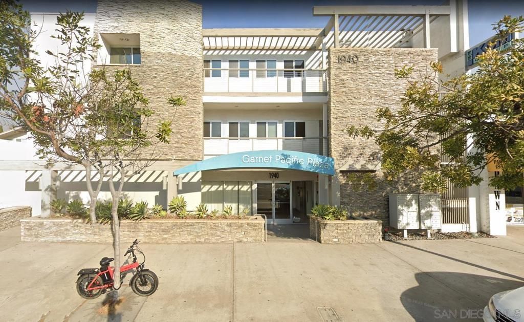 MLS #250041736SD image #0