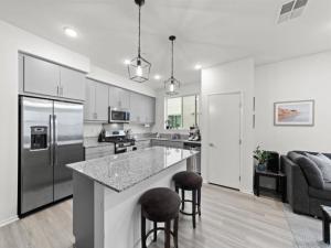 MLS #250041750SD image #0